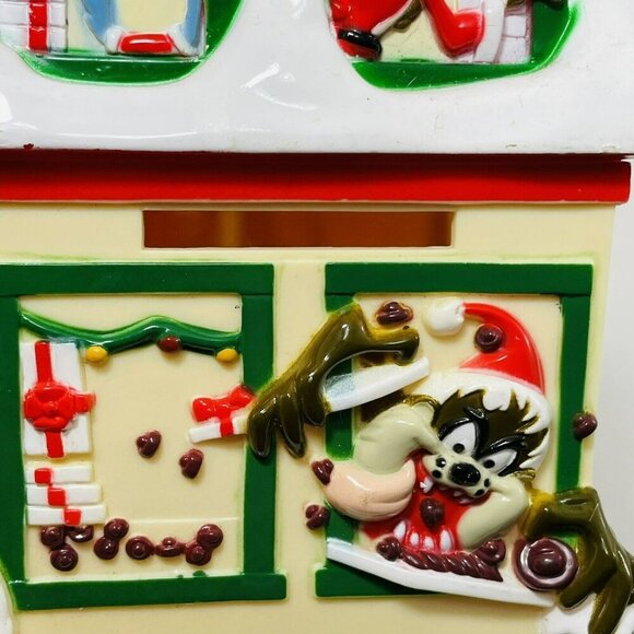 Vintage Russell Stover Looney Tunes Christmas Santa Piggy Bank House Bunny Daffy - Picture 12 of 12